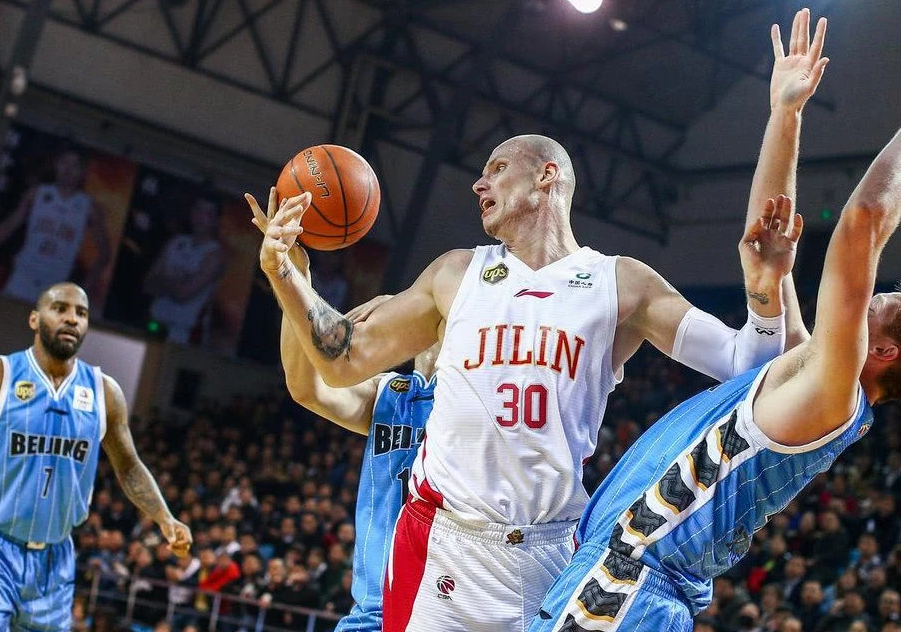 开云登录网址入口-里程碑夜！尤文图斯战术微调，CBA季后赛加时末段刷纪录，压力陡增，轮换策略成焦点的简单介绍