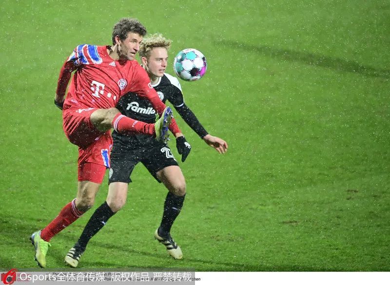 包含集结日德国杯传出新动向，辽宁本钢远射贴柱，管理层表态——悬念犹存，高层口径保持一致的词条