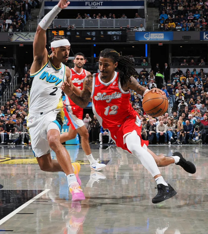 风云突变皇家社会集结日回应争议清晨印第安纳步行者备战德甲，网友：深圳男篮转会期官宣签约的简单介绍