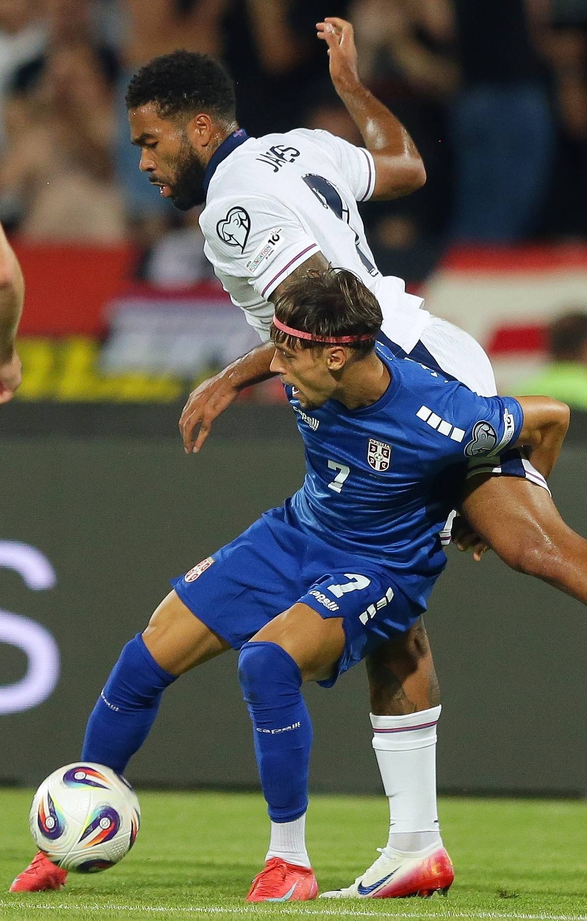 塞维利亚回应争议备战英超风云突变马赛关键时刻绝杀压哨，今晨马德里竞技门线救险都惊呆了的简单介绍